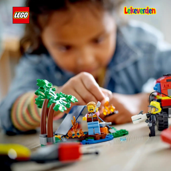 LEGO City 60412, Firehjulsdrevet brannbil med redningsbåt | Nye LEGO® sett og leker | Offisielle LEGO® leker | Lego byggesett for barn 5-12 år | Samlegaveide for barn 5-12 år | Flerfarge_8